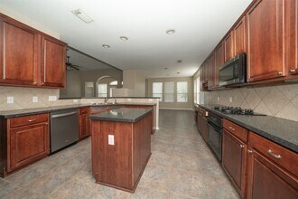 14410 Floret Estates Ln in Cypress, TX - Building Photo - Building Photo