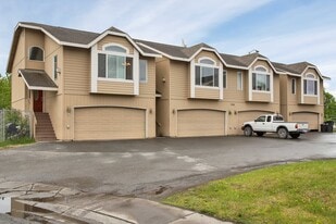 1006 San Fernando St, Unit A in Anchorage, AK - Building Photo