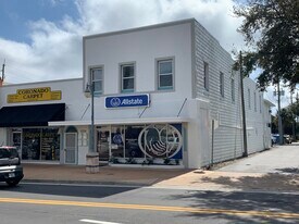 512 Canal St, Unit 2 in New Smyrna Beach, FL - Building Photo