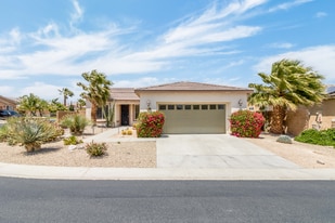 66168 S Agua Dulce Dr in Desert Hot Springs, CA - Building Photo