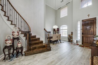 3018 Hanfro Way in San Antonio, TX - Building Photo - Building Photo