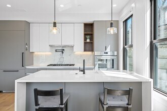 201 Washington St in Boston, MA - Building Photo - Building Photo