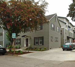 The Fenway in Eugene, OR - Building Photo - Building Photo