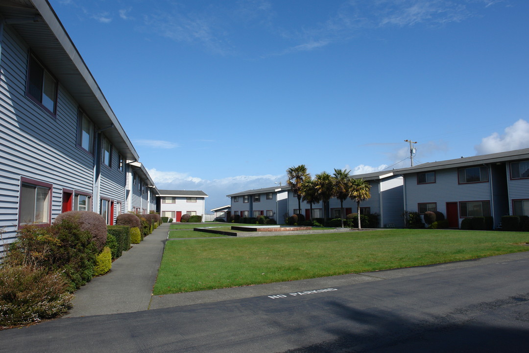 Fountainbleau Apartments in Eureka, CA - Building Photo