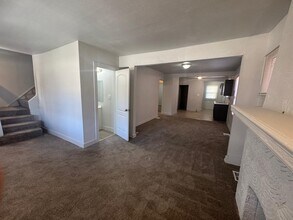 15018 Pinehurst St in Detroit, MI - Building Photo - Building Photo