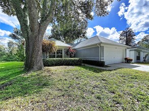 7517 Savannah Ln in Tampa, FL - Building Photo - Building Photo