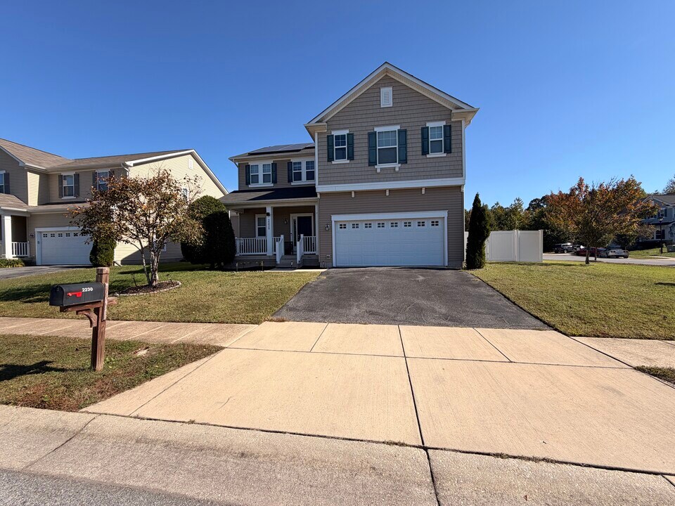 2223 Kay Hill Dr in Waldorf, MD - Building Photo