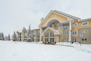 Sierras of Country Hills in Calgary, AB - Building Photo
