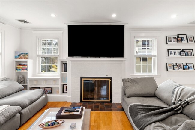 99 Atwood Ave in Newton, MA - Building Photo - Building Photo