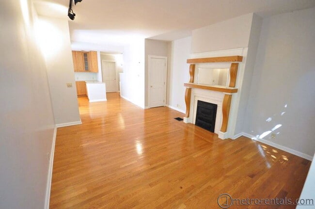 1237 Indianola Ave in Columbus, OH - Building Photo - Building Photo