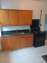 153 Holbrook Ave, Unit 153.5 in Danville, VA - Foto de edificio - Building Photo