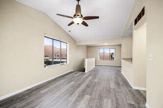 30657 Hidden Pines Ln in Roseville, MI - Building Photo - Building Photo