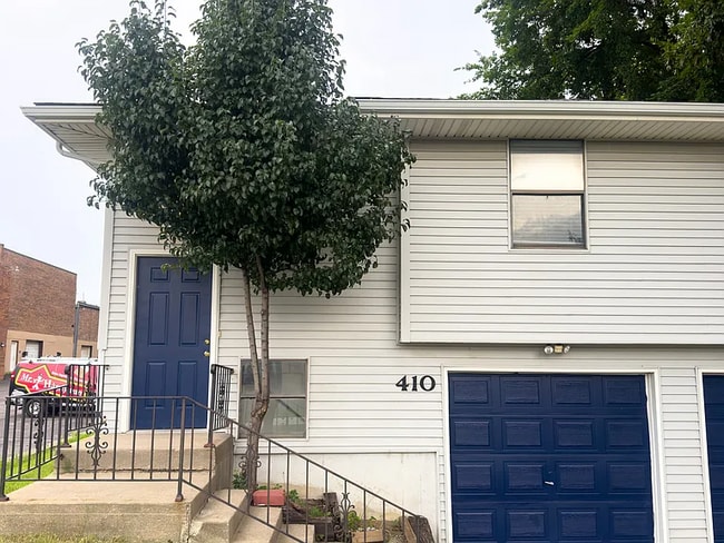 410 NE 81st St