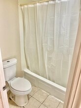 105 Oak Island St, Unit 2 in Revere, MA - Building Photo - Building Photo