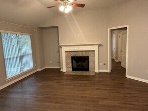10134 Cassandra Dr in Austin, TX - Building Photo - Building Photo