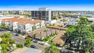 8116 3rd St in Downey, CA - Building Photo - Building Photo