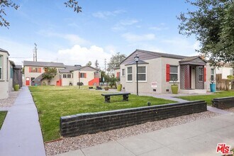 1855 Euclid St in Santa Monica, CA - Building Photo - Building Photo