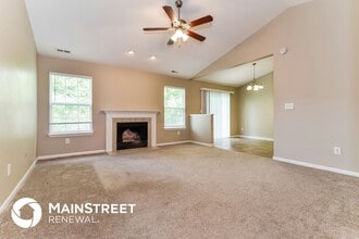 1942 Mare Ave, Unit 2303 in Indianapolis, IN - Foto de edificio - Building Photo