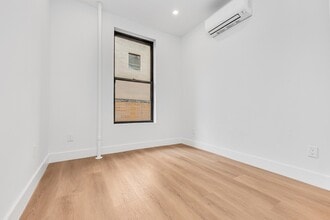 425 W 57th St in New York, NY - Building Photo - Building Photo