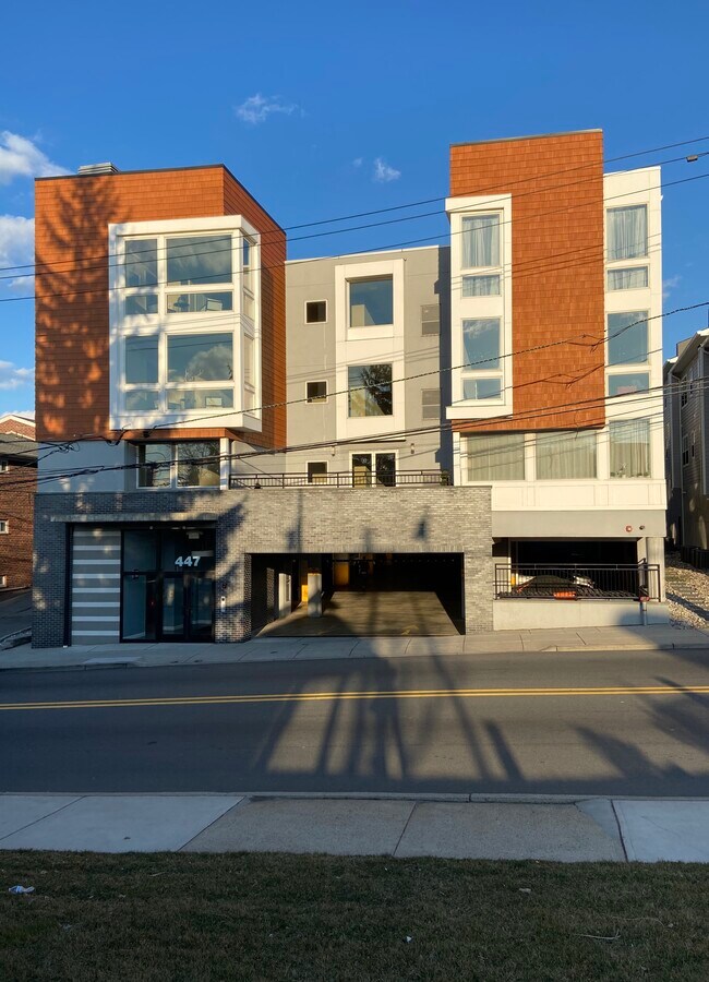 447 Fairview Ave Apartments and Nearby Fairview Apartments For Rent