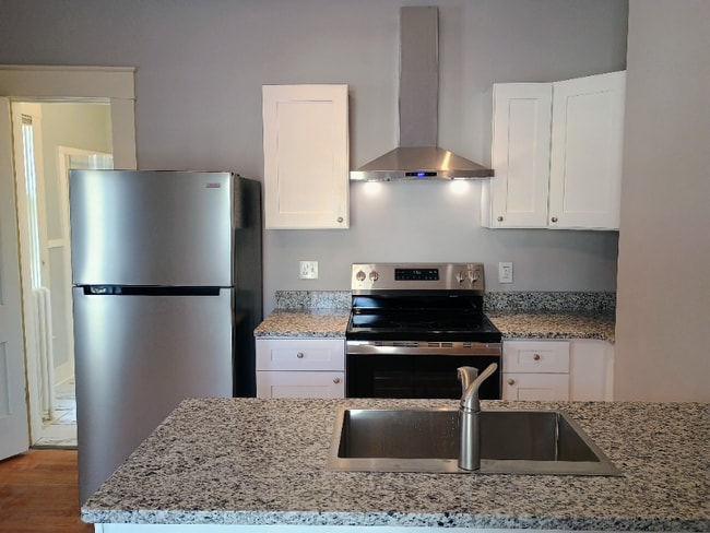 92 Center St in Rutland, VT - Building Photo - Building Photo