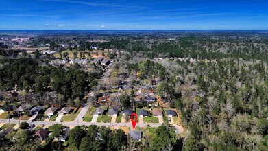 228 Greenleaf St in Huntsville, TX - Building Photo - Building Photo