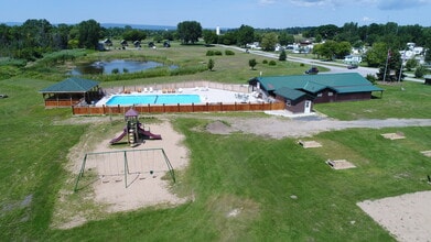 6 Cabin Way in Plattsburgh, NY - Building Photo - Building Photo
