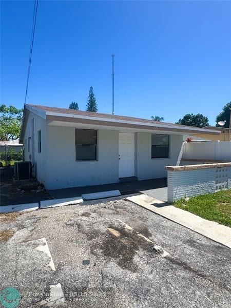 property at 2647 NW 20th St