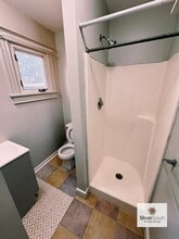 409 W Michigan Ave in Augusta, MI - Foto de edificio - Building Photo