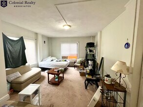 230 Walnut St in Newton, MA - Building Photo - Building Photo