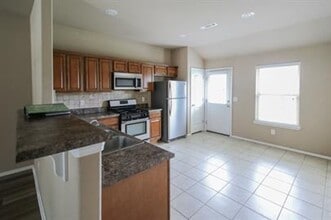 1123 S Spritz Dr in Fayetteville, AR - Building Photo - Building Photo