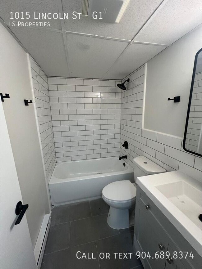 1015 Lincoln St in Hazleton, PA - Building Photo - Building Photo
