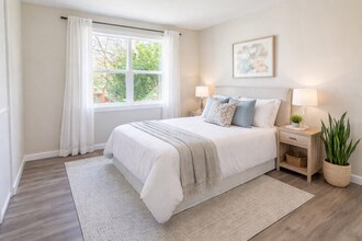 8407 Rainier Ave S in Seattle, WA - Foto de edificio - Building Photo