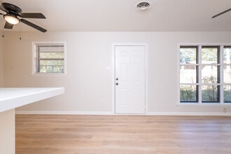 7321 Illinois St in Little Rock, AR - Building Photo - Building Photo