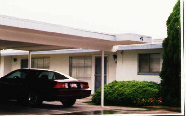 The Lowe Apartments in Mesa, AZ - Foto de edificio