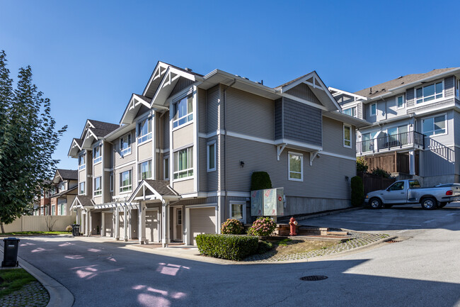 20195 68 Av in Langley, BC - Building Photo - Building Photo