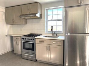 55 Exchange Pl in Port Chester, NY - Building Photo - Building Photo