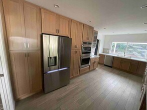 12577 Mendel Dr in Los Angeles, CA - Building Photo - Building Photo