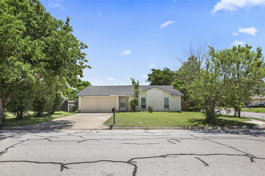 1800 Cameo Dr in Round Rock, TX - Building Photo