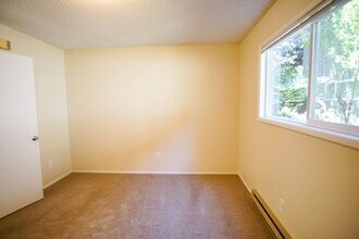 2612 NE Clackamas St in Portland, OR - Building Photo - Building Photo