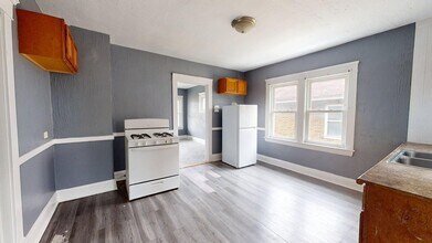 12523 Forest Ave in Cleveland, OH - Building Photo - Building Photo