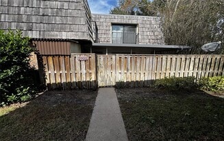 2902 Ash Dr in Leesburg, FL - Building Photo