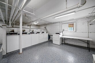 2647 N Spaulding Ave in Chicago, IL - Building Photo - Building Photo
