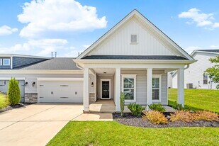 6531 Knob Creek Dr in Whitsett, NC - Building Photo