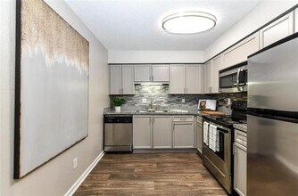 2800 Paces Ferry Rd SE-Unit -2528 in Atlanta, GA - Building Photo - Building Photo