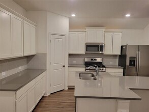 408 Barcelona in Kyle, TX - Building Photo - Building Photo