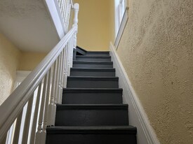 683 State St in Albany, NY - Building Photo