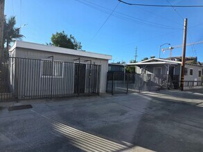 3221 Lincoln Ave in San Diego, CA - Building Photo - Building Photo