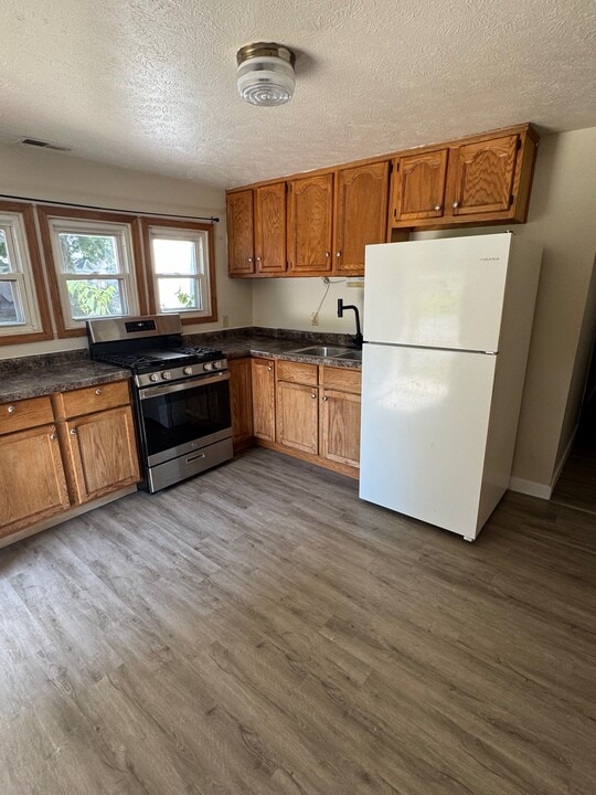 701 N Perry St, Unit Apt D in Attica, IN - Building Photo