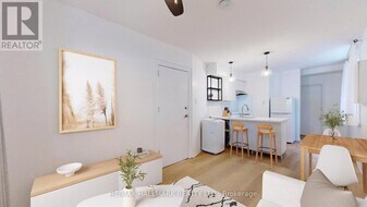 215 Kingston Rd in Toronto, ON - Building Photo